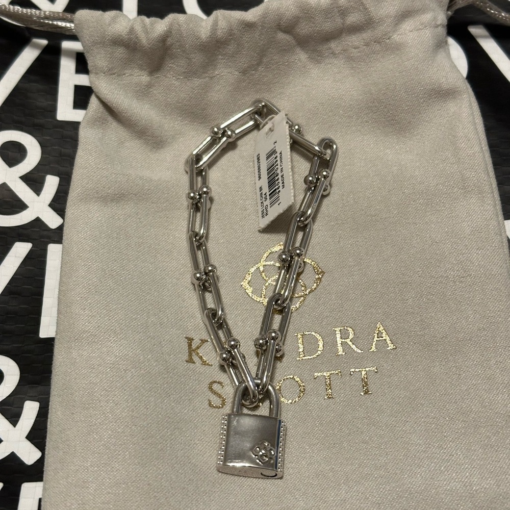 BNWT Kendra Scott Jess Lock Chain Bracelet